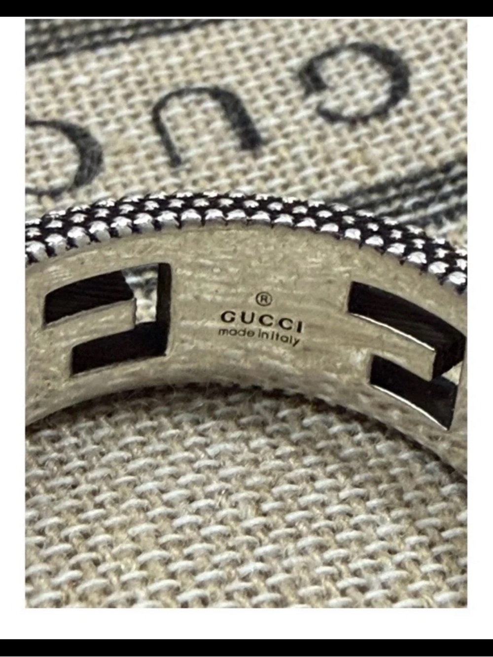 Gucci Silver & Black Engraved GG Cutout Unisex Band - Picture 3 of 4